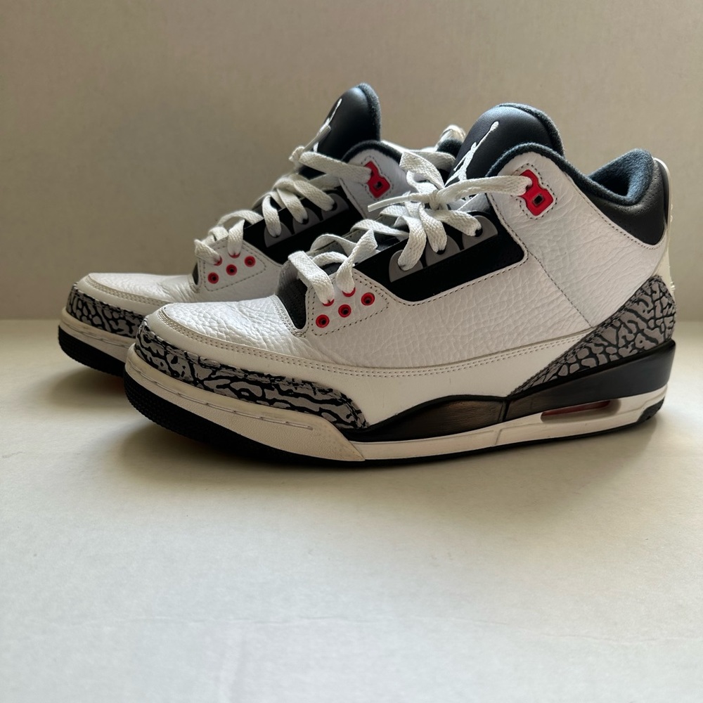 Air Jordan 3 Retro - Infrared 23